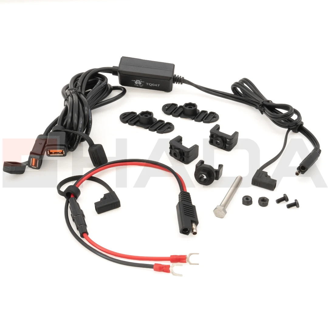 CARGADOR DE CELU. DOLE USB,INDICADOR DE VOLTAJE,INGRESO: 12-24V,SALIDA: 5/9/12V